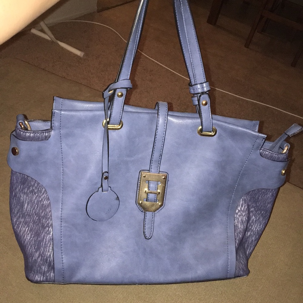 Blue tote